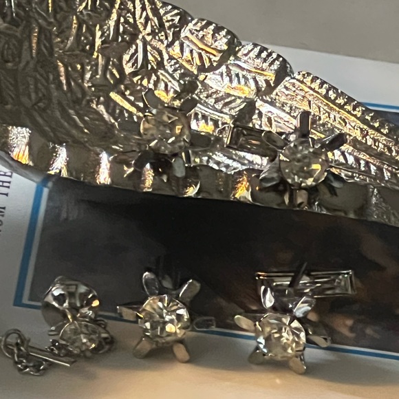 Vintage Art Deco Inspired Unisex Crystal Starlights Cufflinks and Tie-Tac Set - Picture 4 of 4